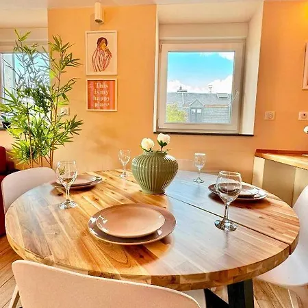 Appartamento Spacious With Convenient Location In